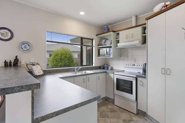 5 Ebury Mews Taradale_3
