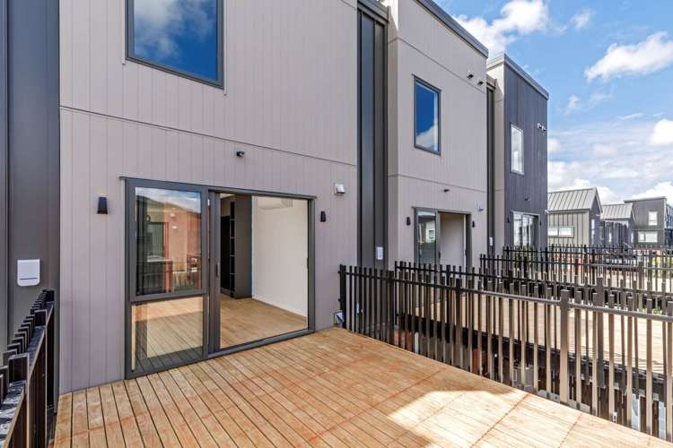 72 Wallace Road Hobsonville_10