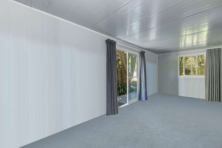 6 Ellison Place Pakuranga Heights_13