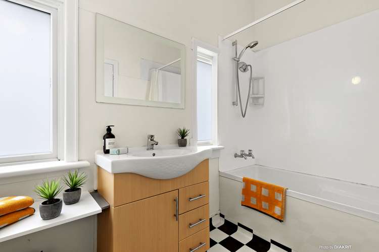 5/7 Maurice Terrace Te Aro_11