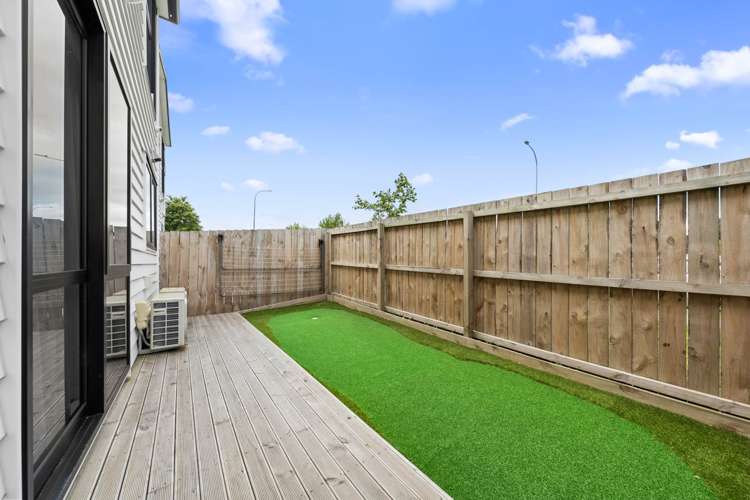 2b Wyon Way Flat Bush_25