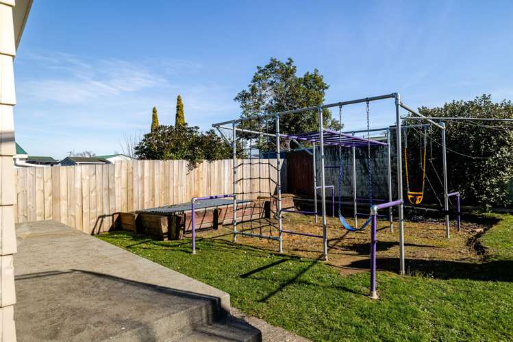 14 Dewe Avenue Feilding_23