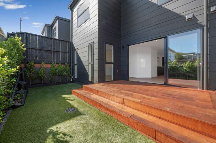 3/97 Cook Street Howick_6