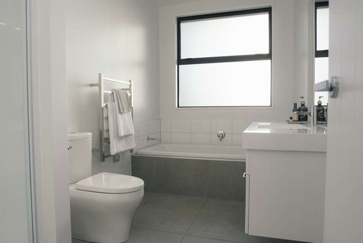 570 Aubrey Road Wanaka_14