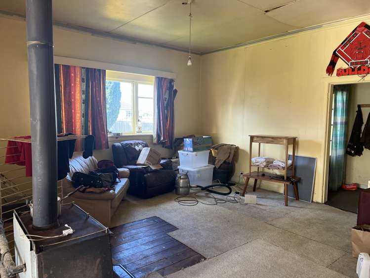 289 High Street Dannevirke_8