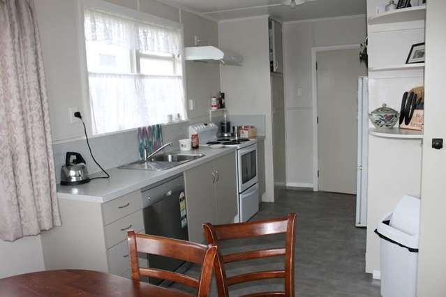 64 Matene Street Otaki_3