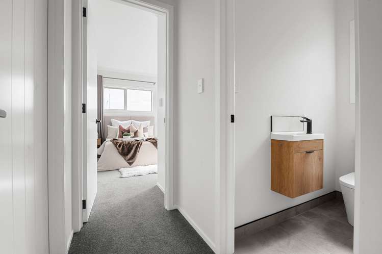 47 Trewern Avenue Chartwell_13