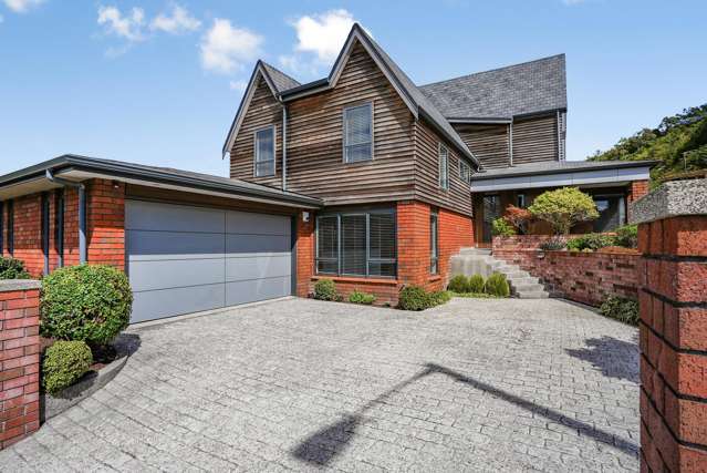 59 Miromiro Road Normandale_1