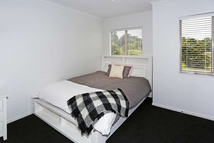 137 Baverstock Road Flat Bush_9