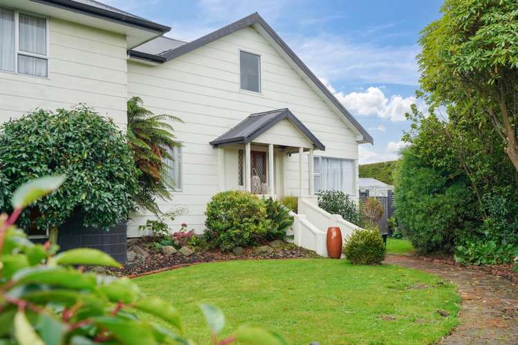 606 Tweed Street Newfield_22