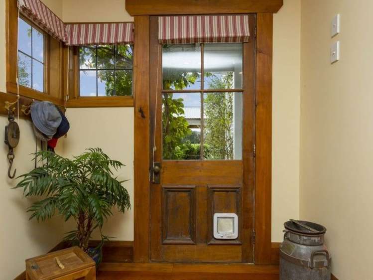 76 Whitemans Valley Road Whitemans Valley_10