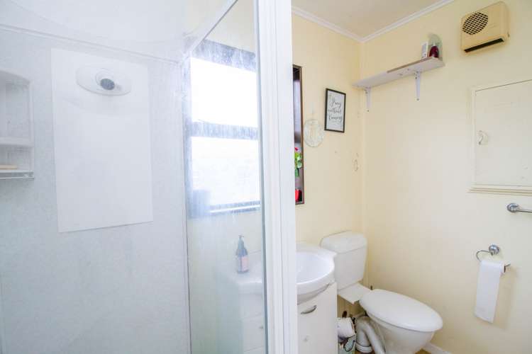 28 Norfolk Saint Arakura Wainuiomata_6