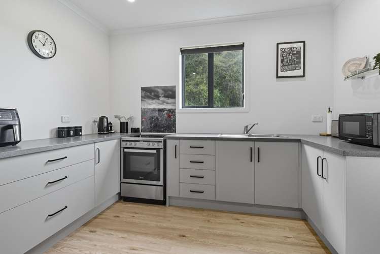 1354 Toko Mouth Rd Milton_8