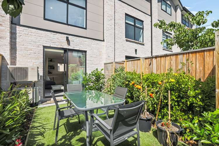 4/261 Gloucester Street_0