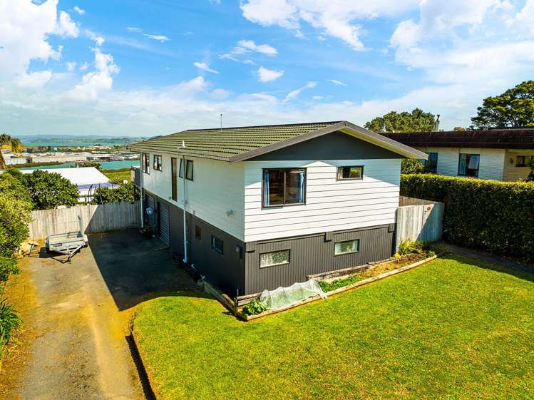 24 Eureka Place Parahaki_17