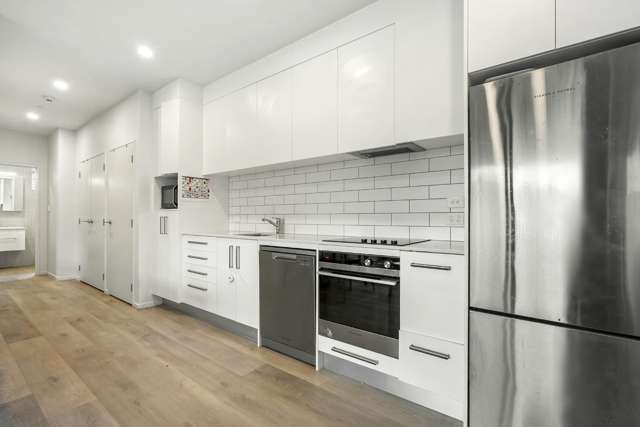 101/36c Greenslade Crescent Northcote_4