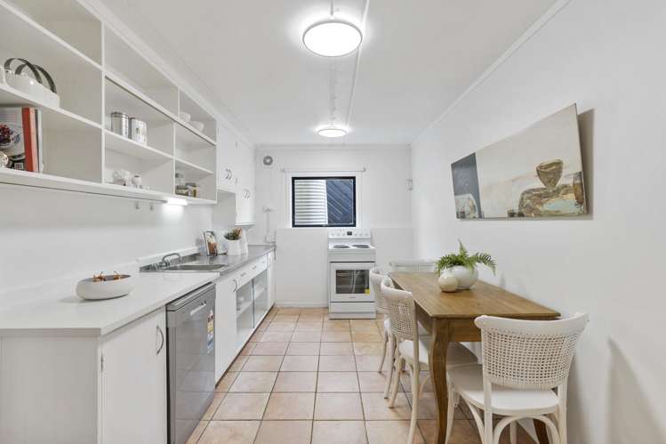 64 St Andrews Road Epsom_18