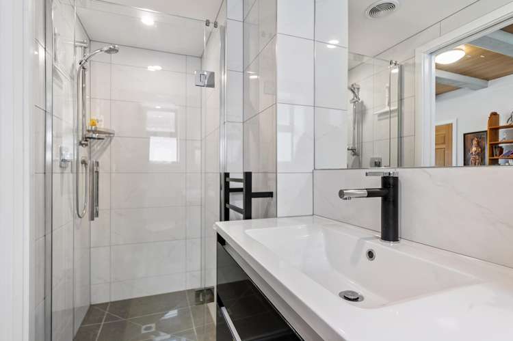 2 Taimana Lane Diamond Harbour_5