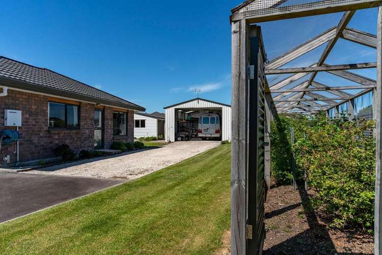 99 Lincoln Road Carterton_31