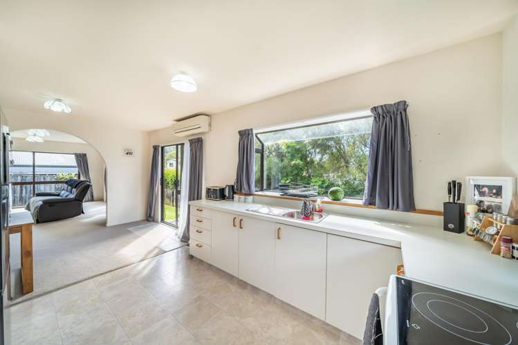 2/12 Raukawa Street Stokes Valley_5