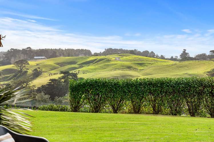 1096e Awhitu Road Pollok_21