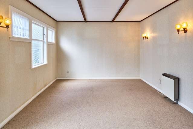 112 Waiwhetu Road Waterloo_3