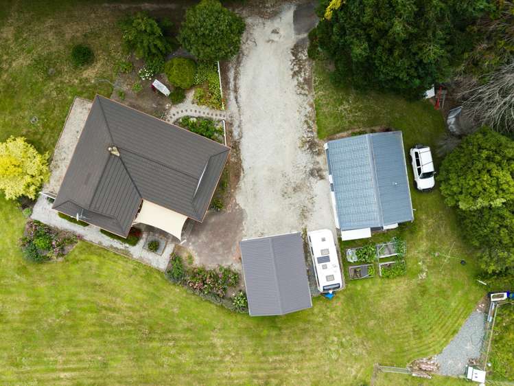 63 Ngakoroa Road Ormond_21