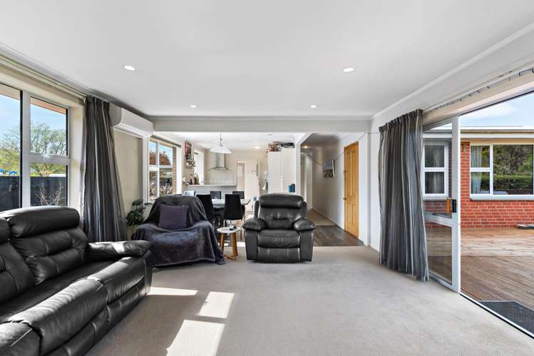 12 Newcastle Street Clyde_8