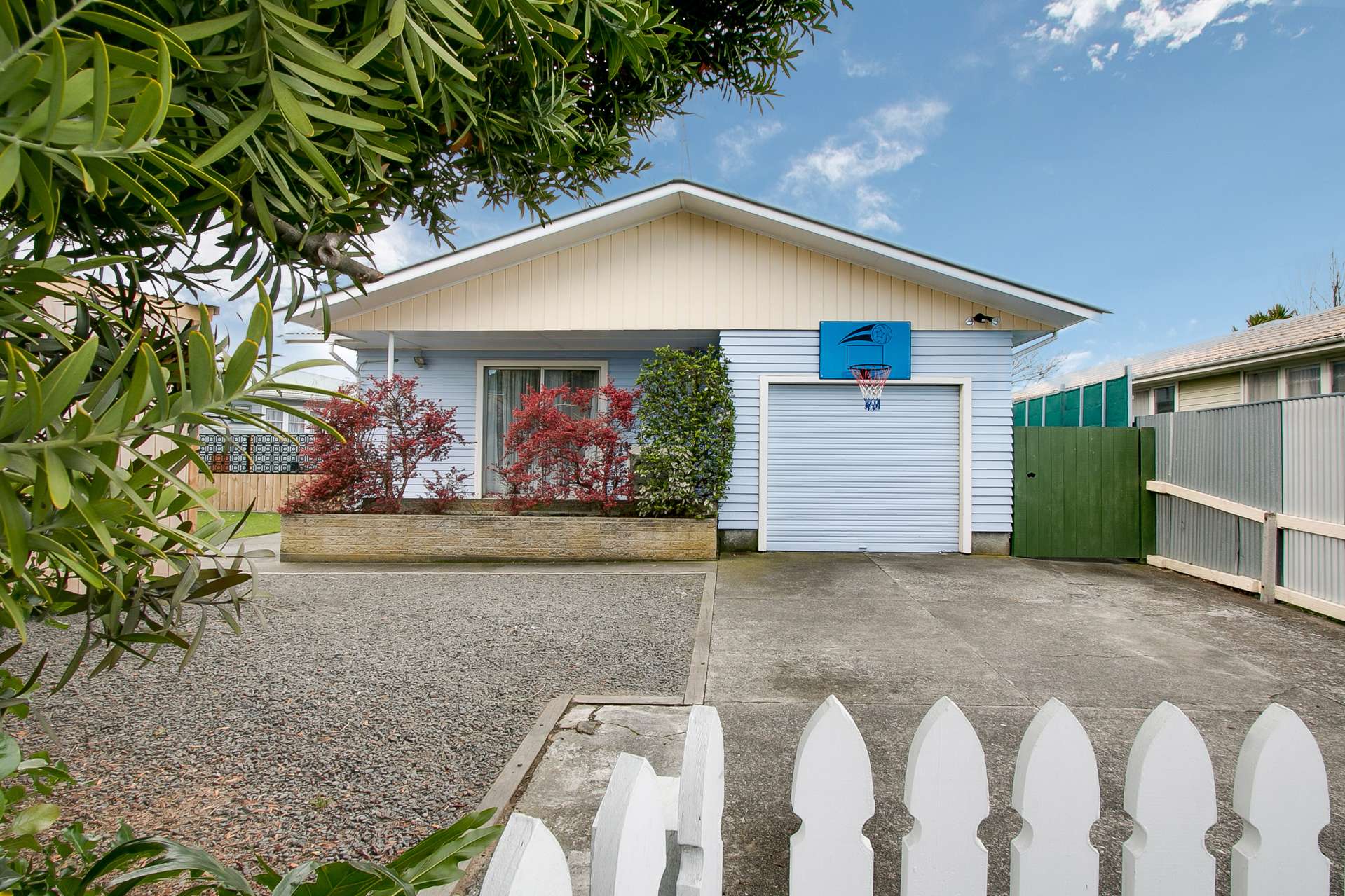 22 Scully Crescent Onekawa_0