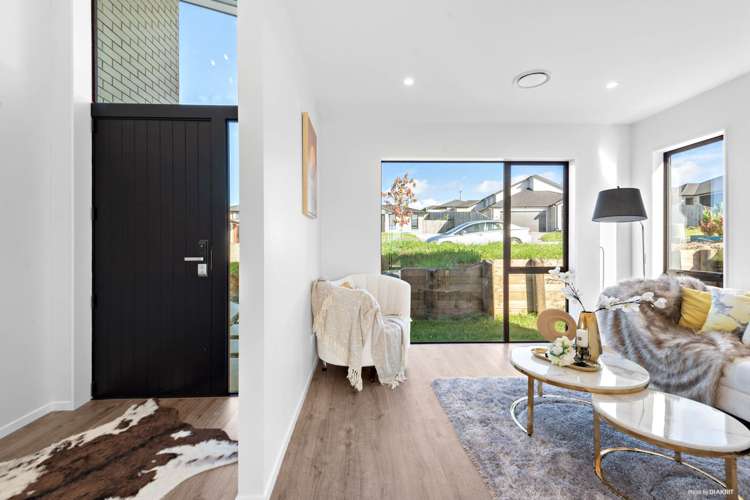 32 Thomason Crescent Pokeno_15