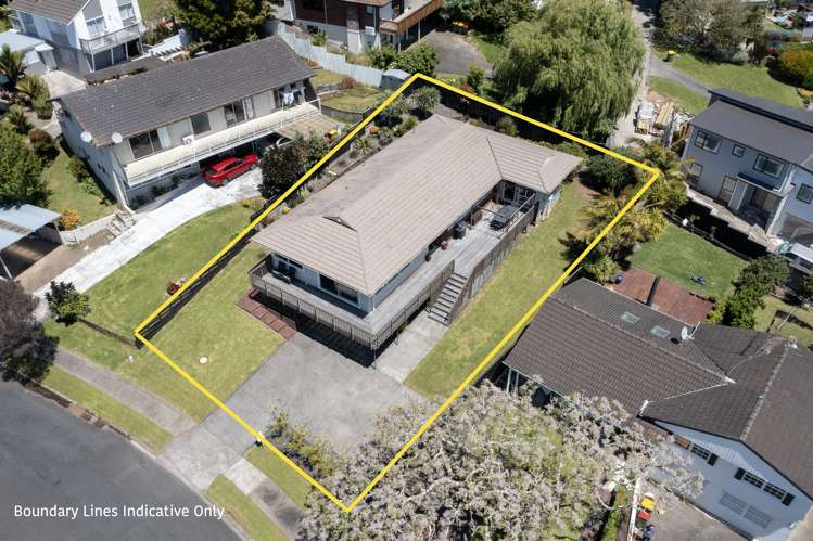 14 Pickwick Parade Mellons Bay_25