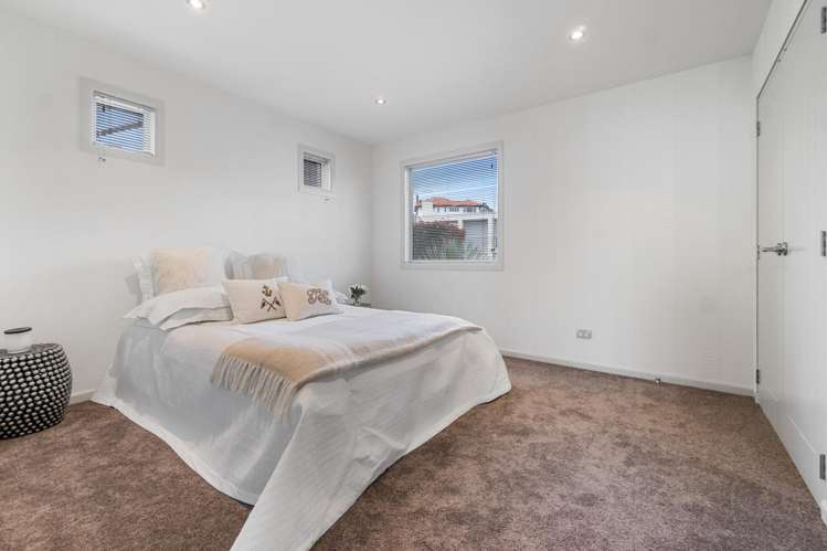 163A Paritai Drive Orakei_29