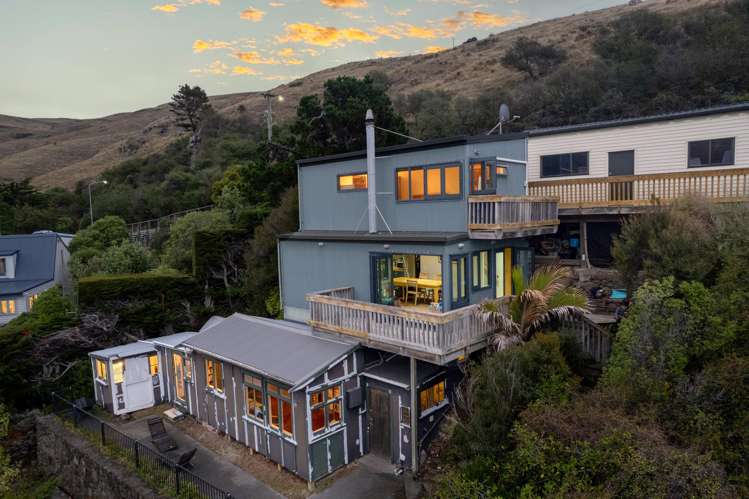 217 Taylors Mistake Road Te Onepoto / Taylors Mistake_1