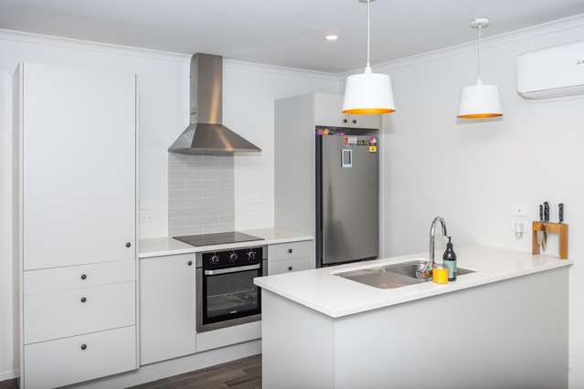 2/16 Rothwell Street Dinsdale_2