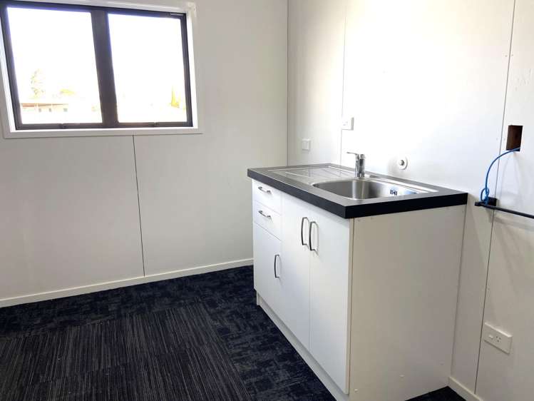 83 Warwick Street Feilding_7