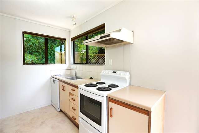 12a Dominion Park Street Johnsonville_1