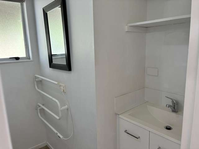 B/605 Whangaparaoa Road Stanmore Bay_4