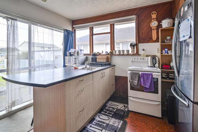 1004 Bledisloe Street Raureka_1