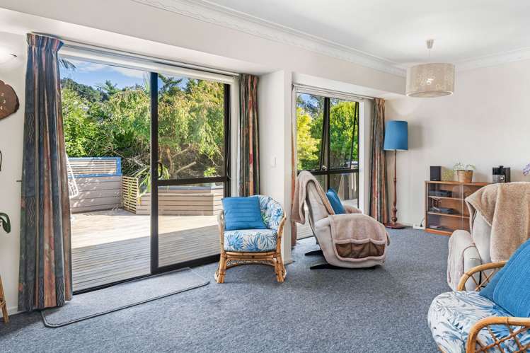 98 Fairway Drive Te Kamo_9