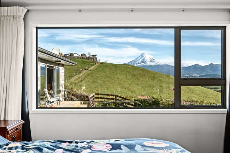 169 King Road Inglewood_20