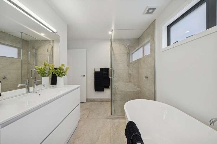 15A Winifred Way Belmont_28