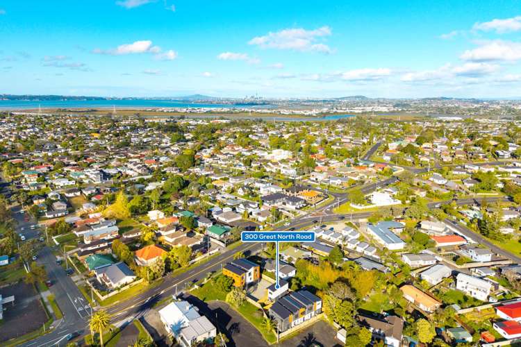 2/300 Great North Road Henderson_34