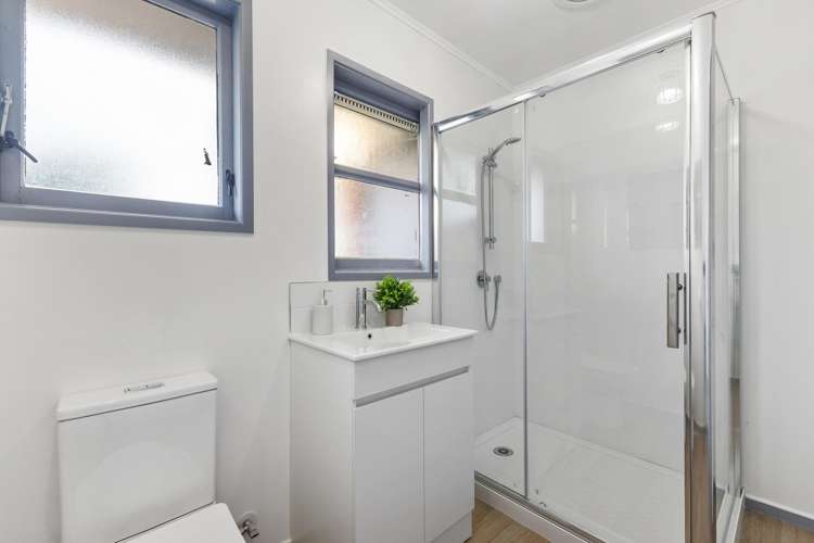 7 Leonard Place Otara_12