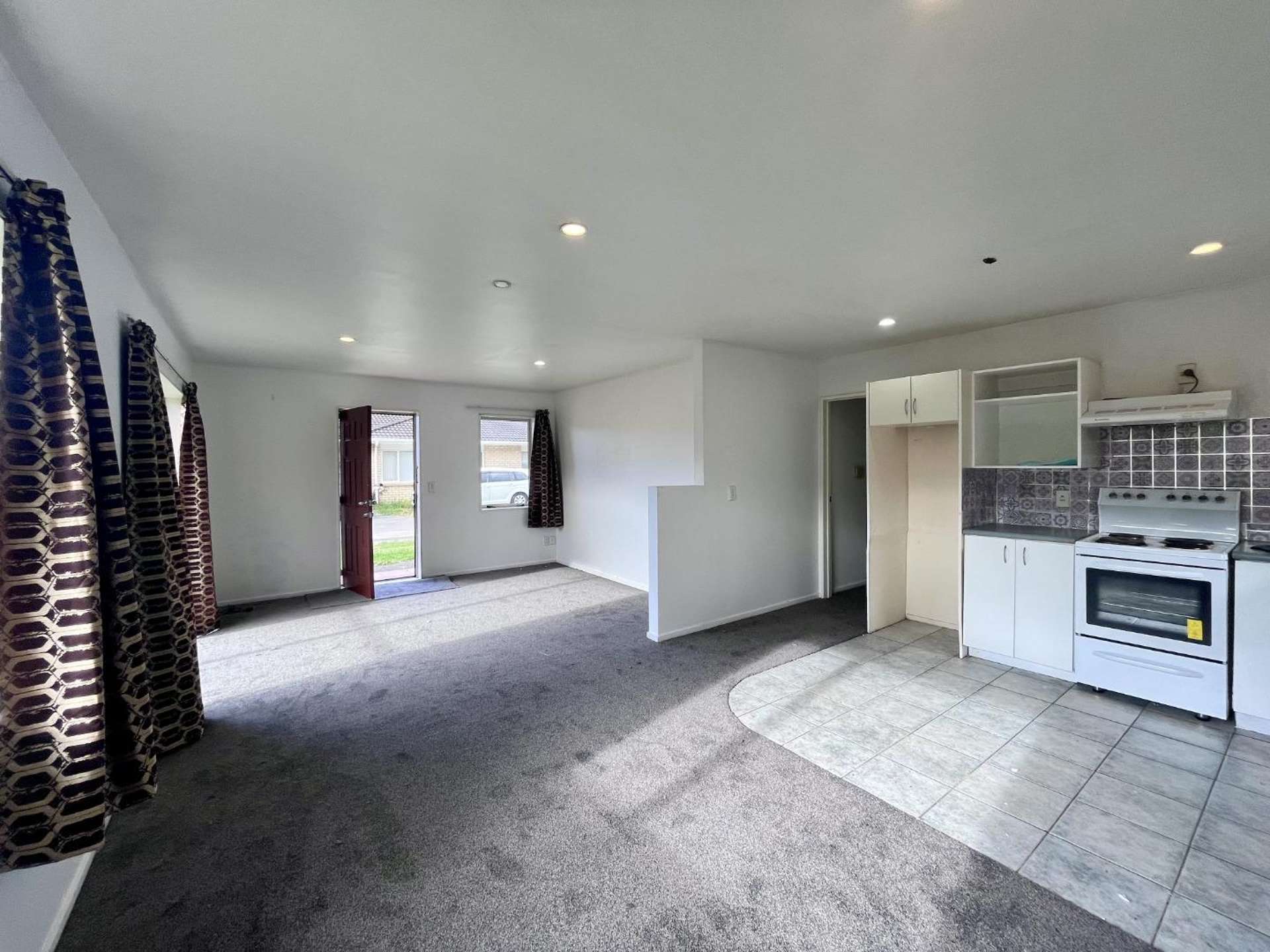 1/331 Massey road Mangere East_0