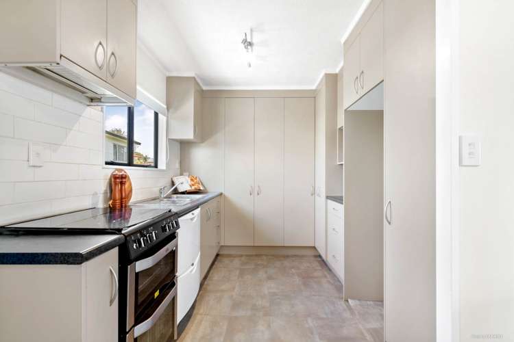 10 Constance Place Clover Park_6