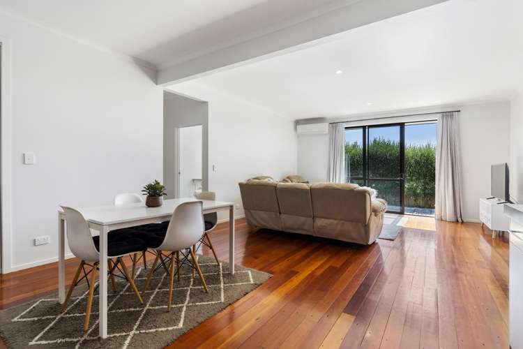 40 Columbia Crescent Beachlands_16