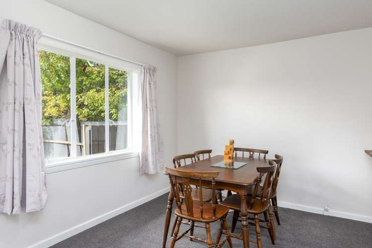 75 Cuffs Road Wainoni_6