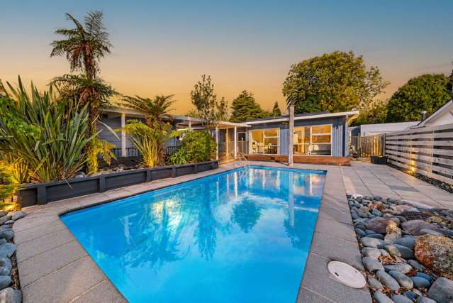 MEET: Frankly Fantastic | Two Dwellings, One Title