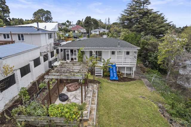 7 Hughes Terrace Te Atatu Peninsula_2