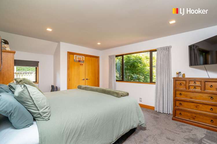 5 Garden Place Glenleith_13